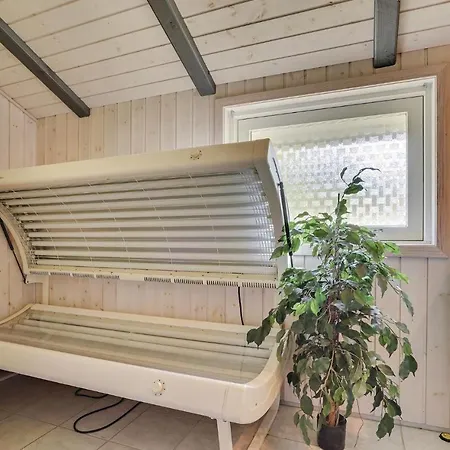 度假居 Amazing Home In Blavand With Sauna *