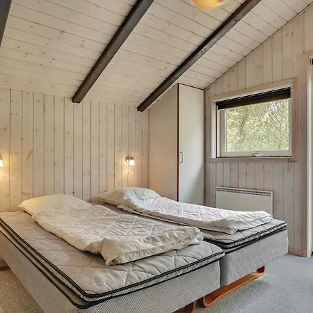 Amazing Home In Blavand With Sauna 度假居 布拉万德