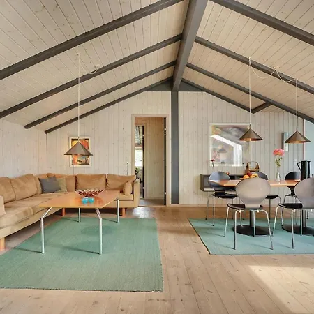 度假居 Amazing Home In Blavand With Sauna 布拉万德