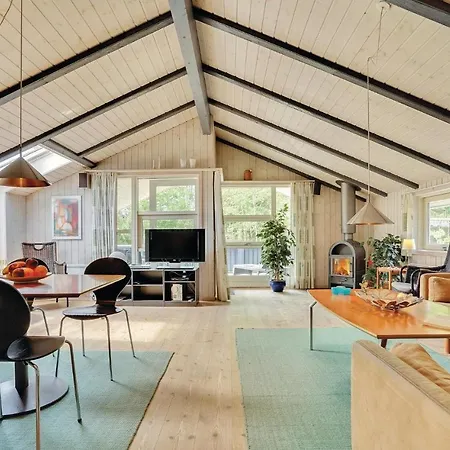 Amazing Home In Blavand With Sauna *